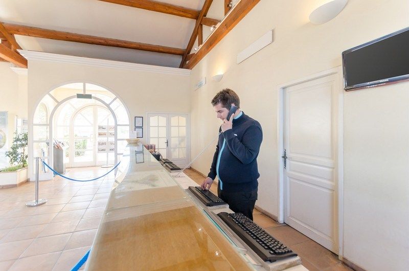 Residence Les Coteaux De Pont-Royal - Maeva Home 马勒莫尔 外观 照片